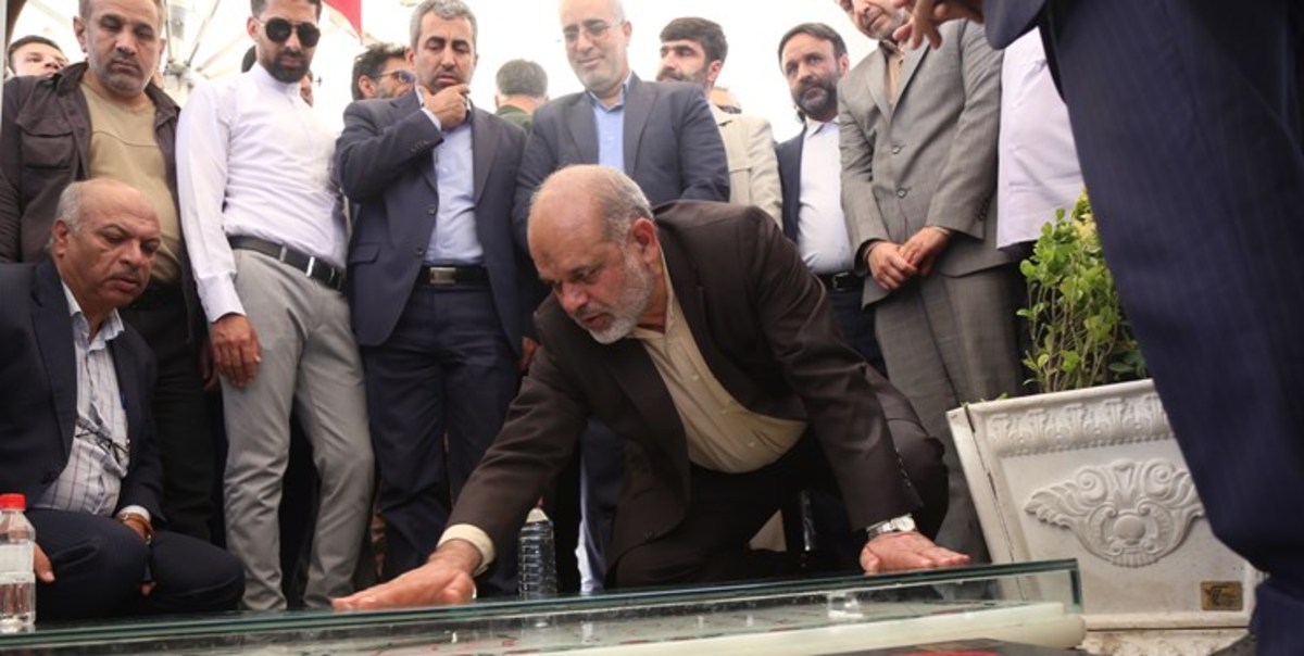 ادای احترام وزیر کشور به سردار دل‌ها