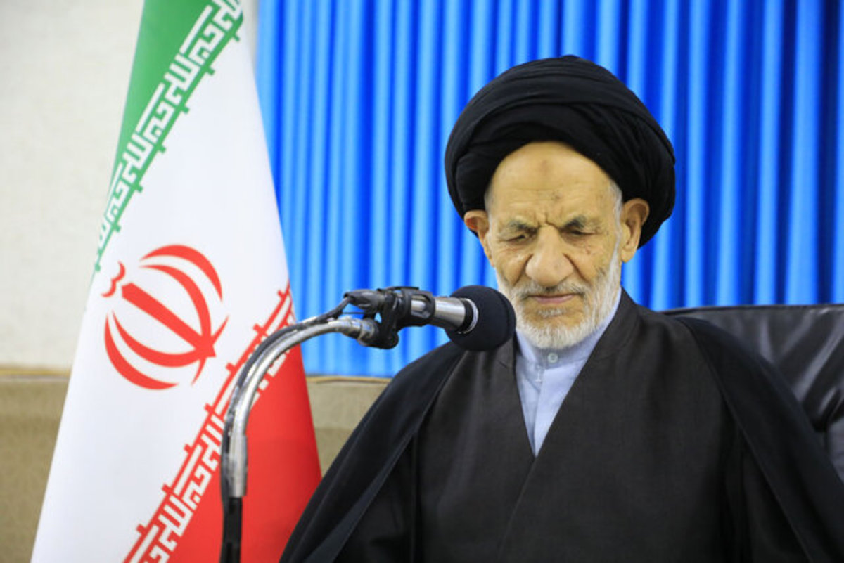 ستون فقرات مکتبی بودن در نیرو‌های مسلح، آموزش و تربیت است