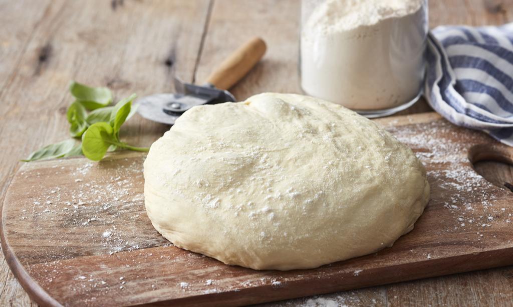 فوت و فن تهیه خمیر جادویی و کم هزینه برای پیتزا