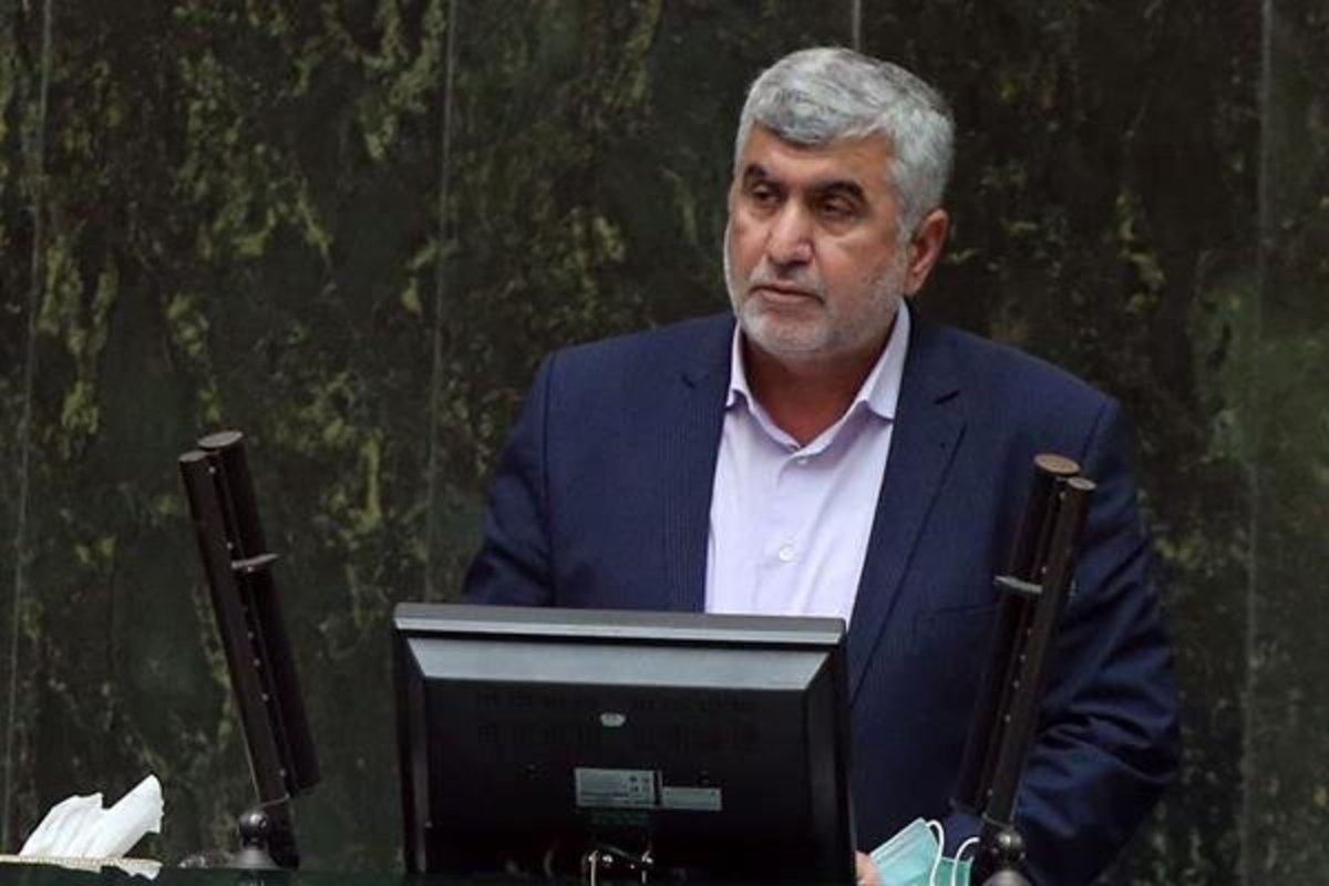 ورناصری: همسان‌سازی حقوق بازنشستگان در اولویت‌های مجلس یازدهم قرار بگیرد