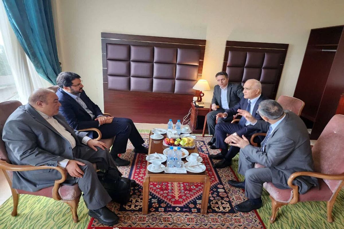 نشست رؤسای کمیسیون همکاری‌های اقتصادی ایران و آدربایجان در آستارا