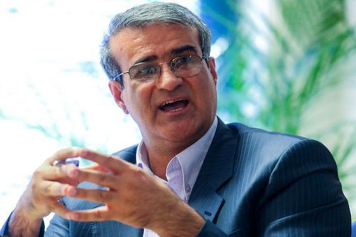 انتقاد نایب رئیس دوم فدراسیون فوتبال از شرایط قراردادی بازیکنان پایه