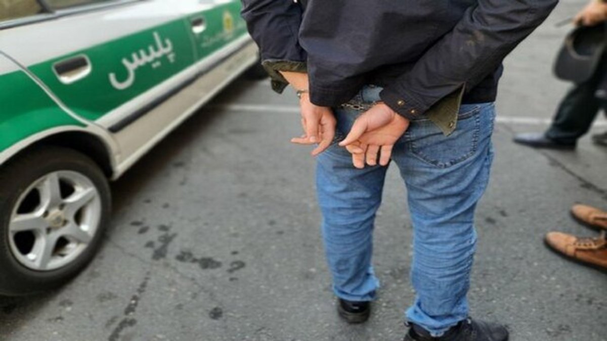 هلاکت یک قاچاقچی مسلح و کشف ۷۶۰ کیلو گرم تریاک در سراوان