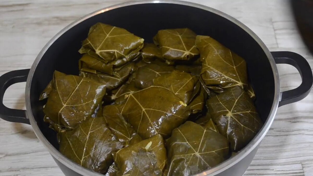 دستور موبه موی تهیه دلمه برگ مو