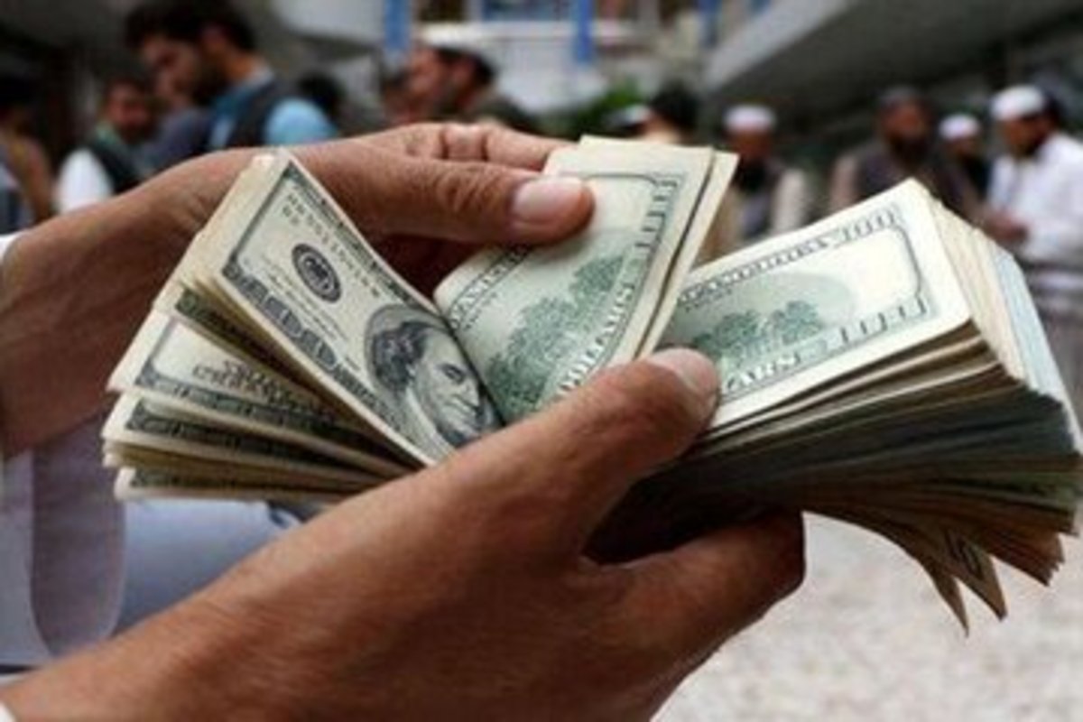 بالا و پایین شدن دلار در ایران به روسیه بستگی دارد