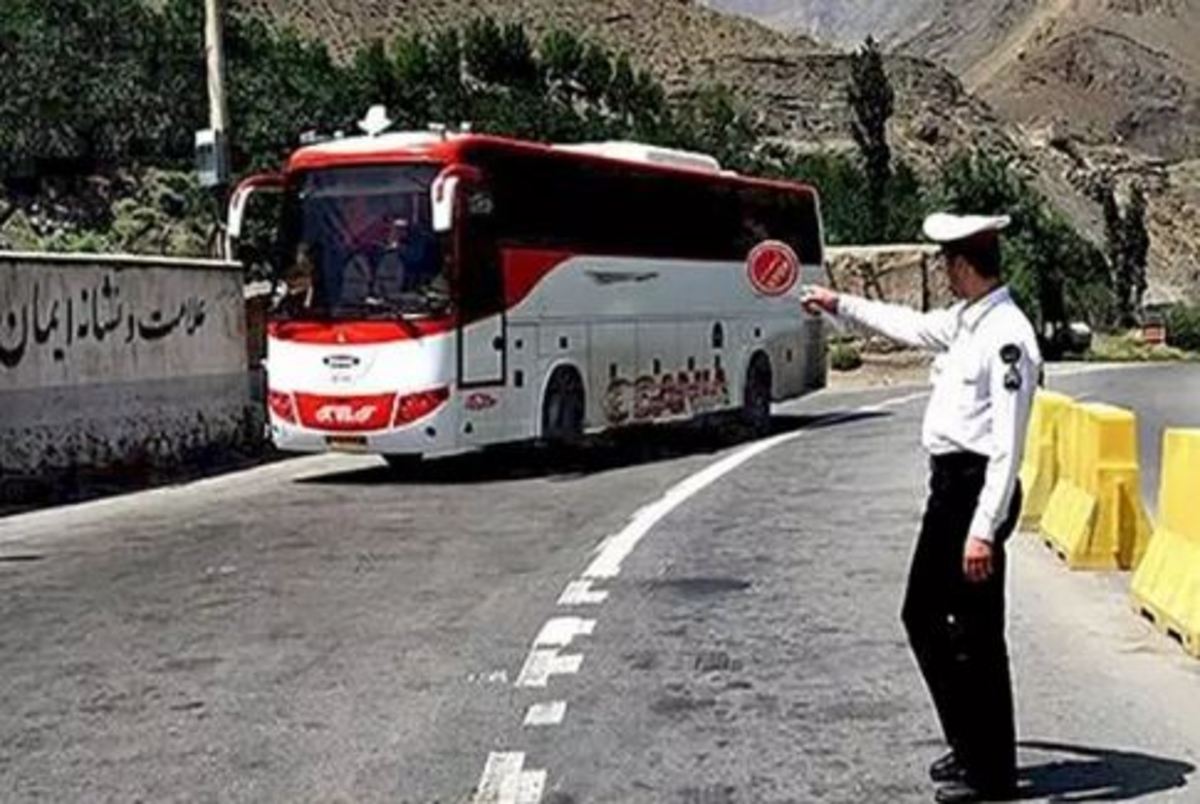 بخورد پلیس راه گیلان با۴۰ گروه گردشگری بدون مجوز