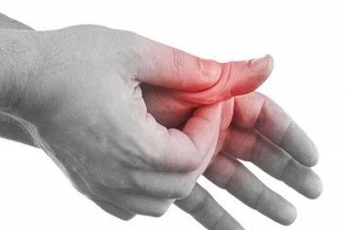 چگونه از انقباض غیر ارادی انگشت شست جلوگیری کنیم؟