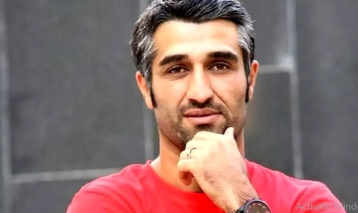 عکس جنجالی پژمان جمشیدی در کنار یک خانم بی حجاب