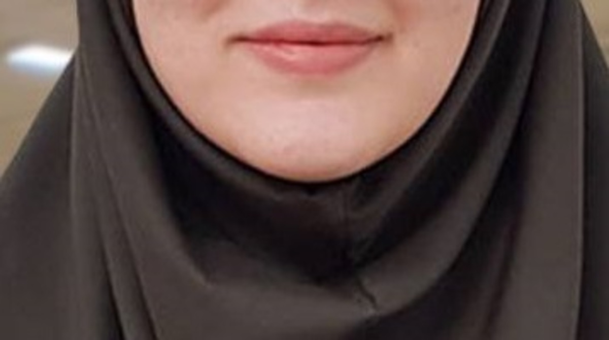 اجبار استفاده از مانتو و مقنعه برای زنان شاغل در اصناف