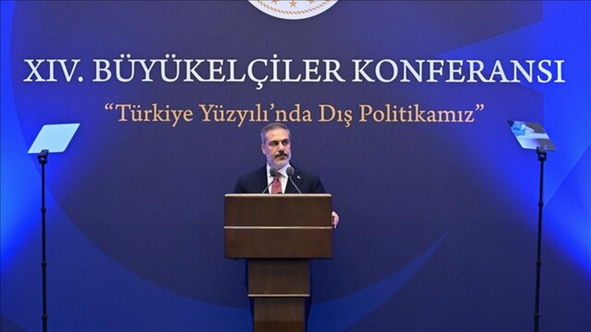 فیدان: برای احیای ابتکارعمل غلات دریای سیاه تلاش می‌کنیم/ حامی حل دیپلماتیک بحران سوریه هستیم