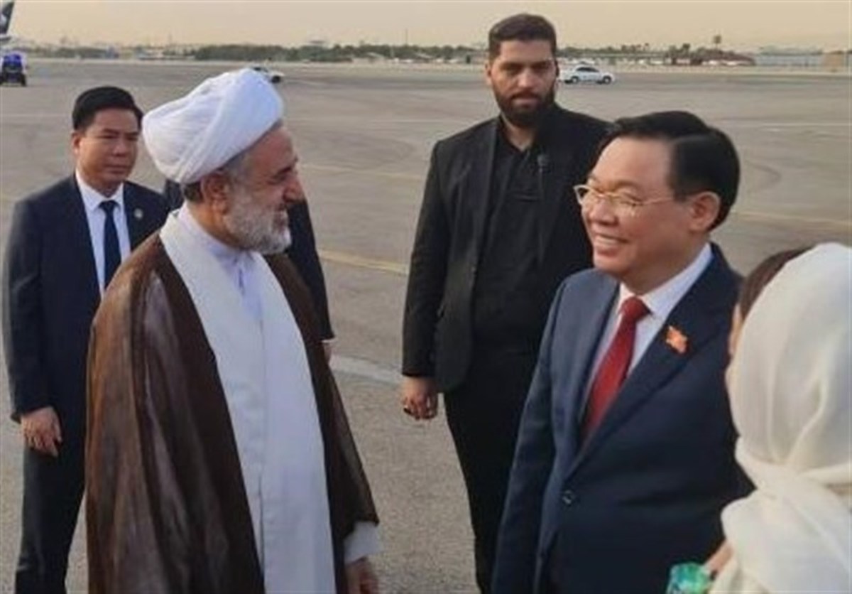 رئیس مجلس ویتنام وارد ایران شد