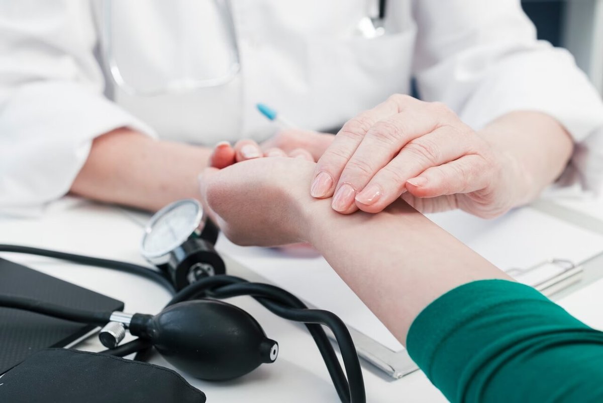 ممکن است فشارسنج موجود در مطب‌ها سلامتی را به خطر بیاندازد!