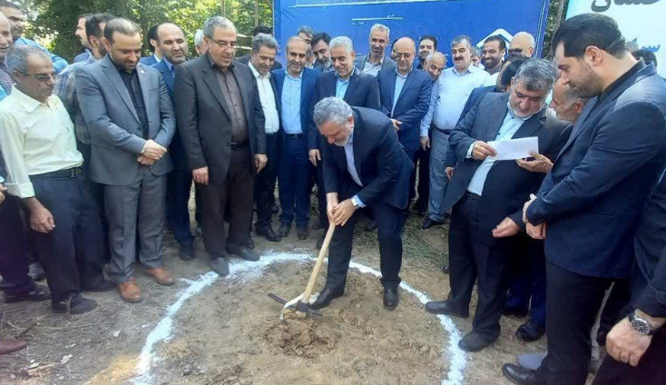 وزیر کار: داشتن نگاه اقتصادی به اماکن ورزشی یک آفت است