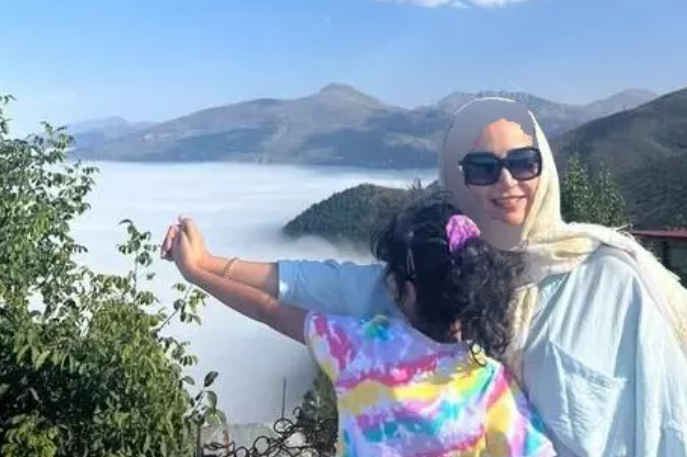 زندگی عاشقانه و آرام شبنم قلی خانی با همسر و فرزندش زندگی عاشقانه و آرام شبنم قلی خانی با همسر و فرزندش