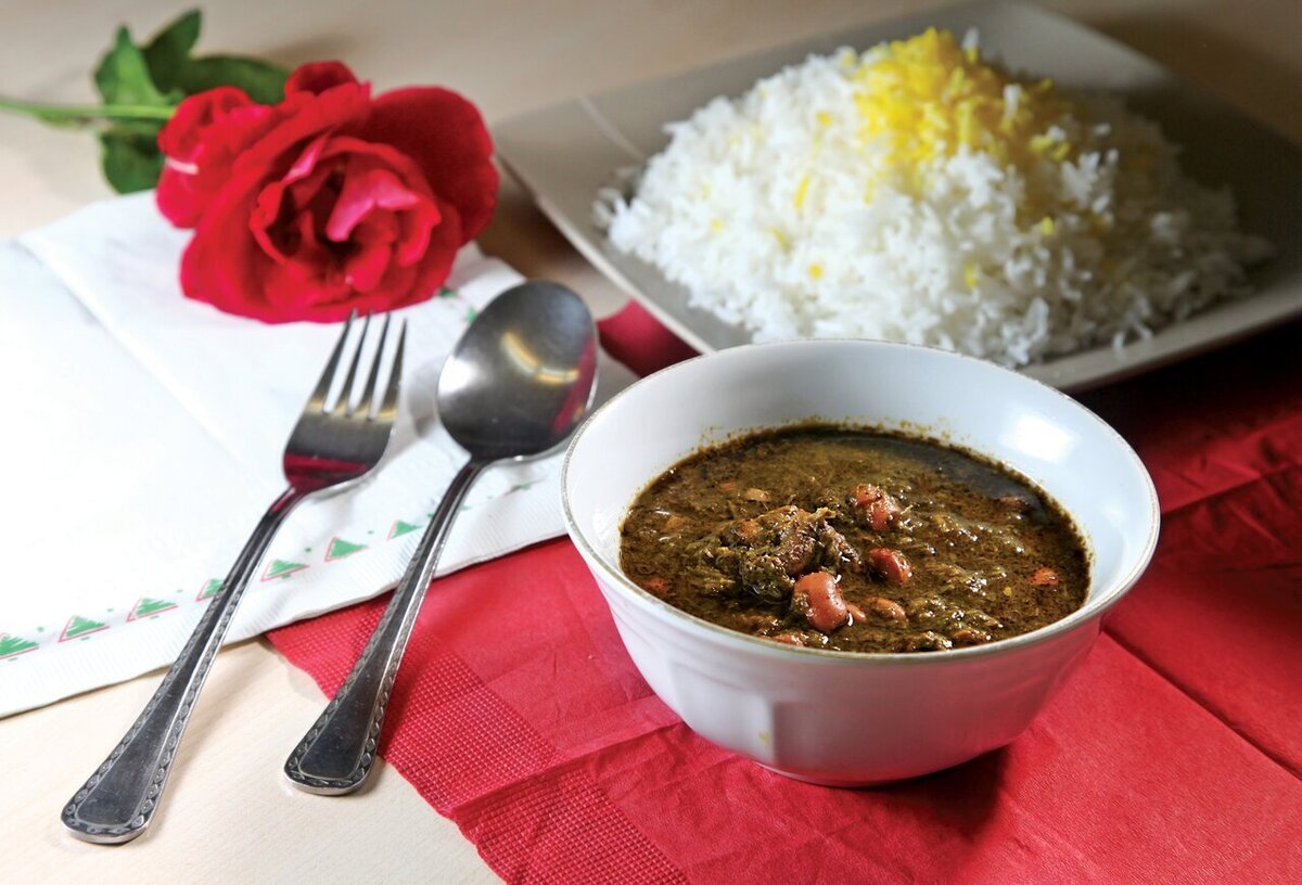 اگر خورشت شل و وارفته شد اصلا نگران نباشید با این کلک خوشمزه و جا افتاده میشه