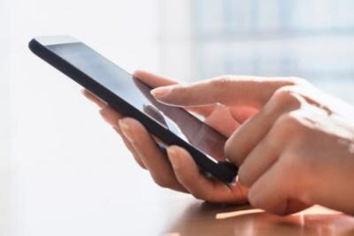 تهدید به انتشار تصاویر خصوصی با انگیزه اخاذی از زن جوان