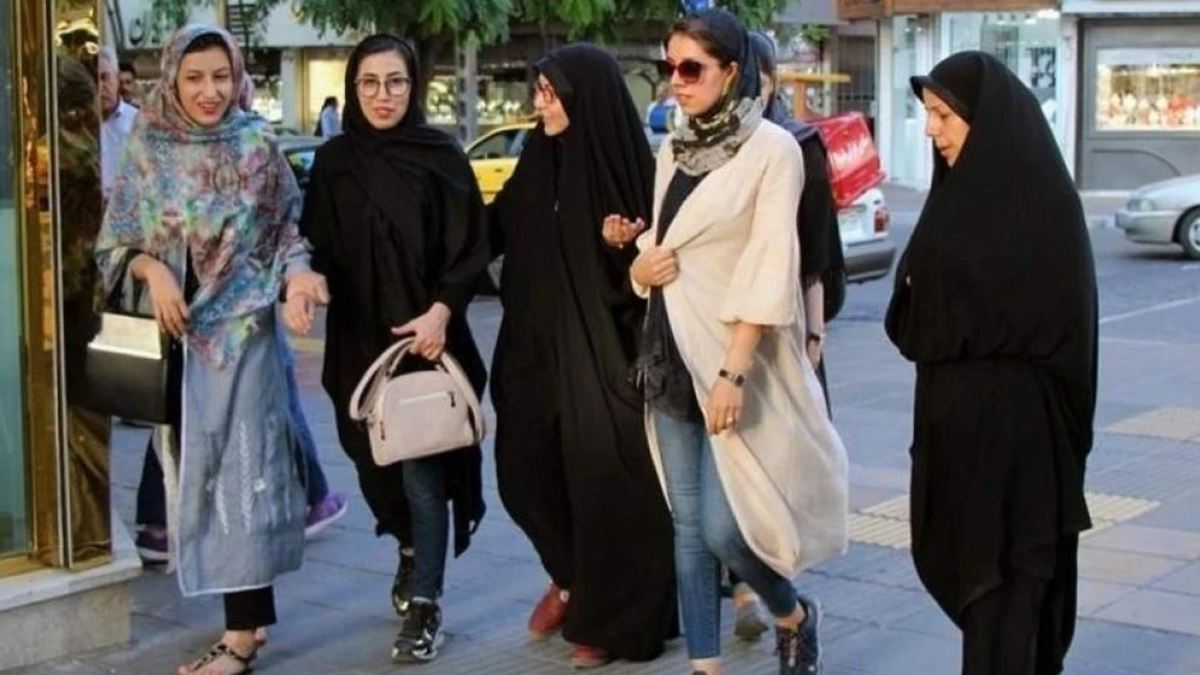 حجاب و کشف حجاب قبل و بعد از غائله «زن، زندگی، آزادی» ۱۴۰۱