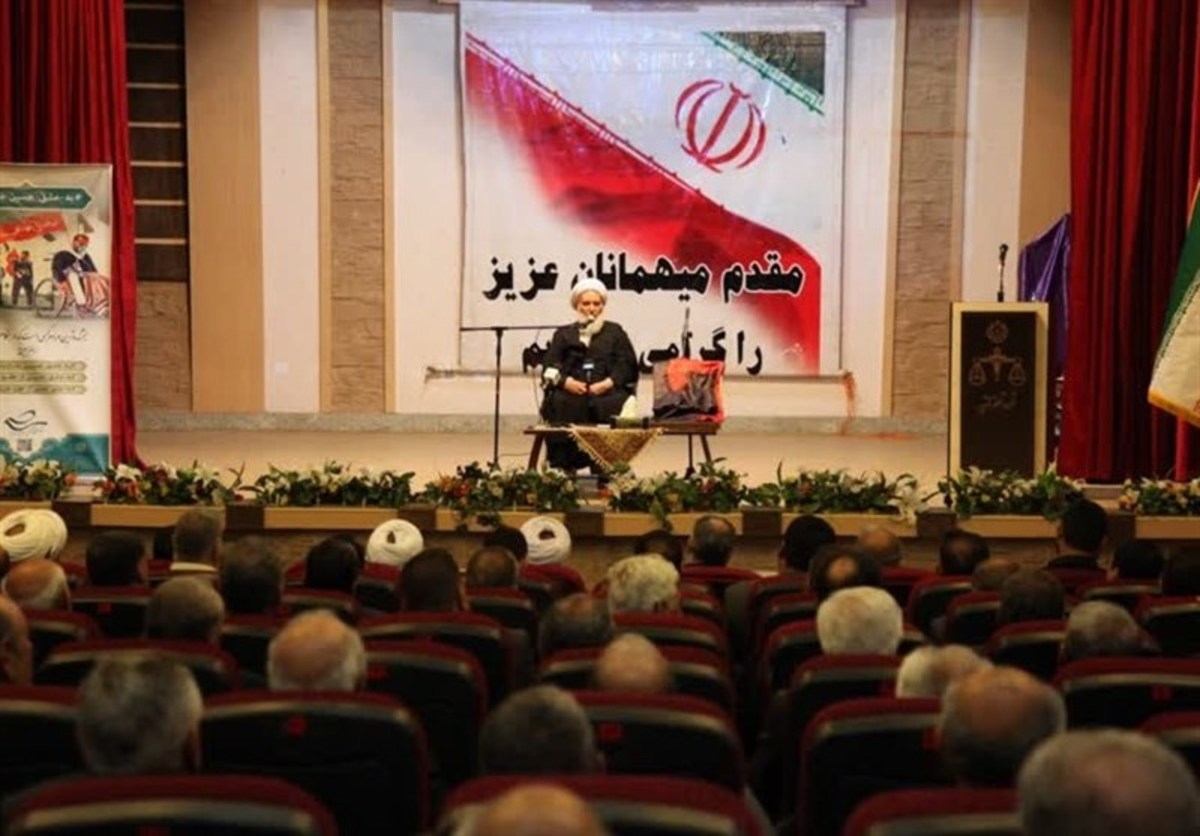 امام جمعه کرمانشاه: اصلاح بین مردم بالاترین مرتبه انسانیت است