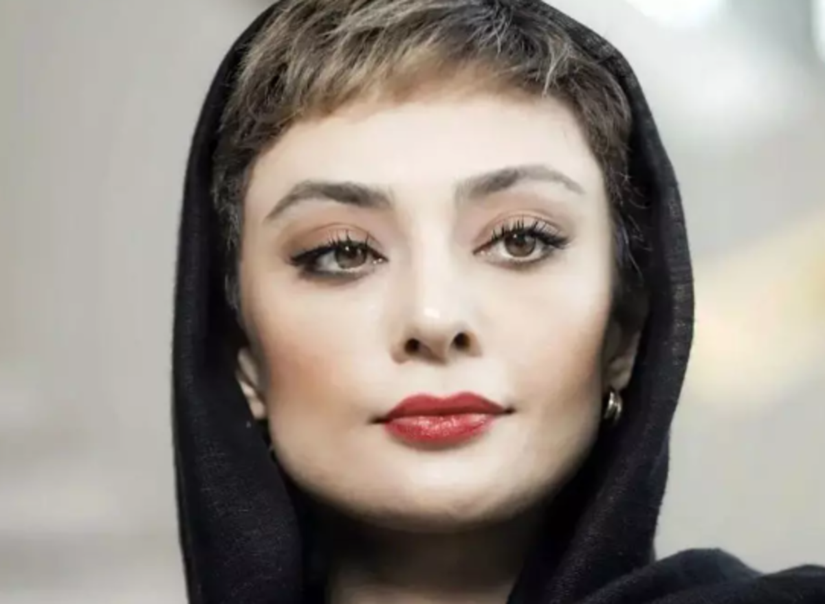 تولدی که بیشتر به جلسه قرآن شبیه بود/منوچهر هادی ۵۱ ساله شد