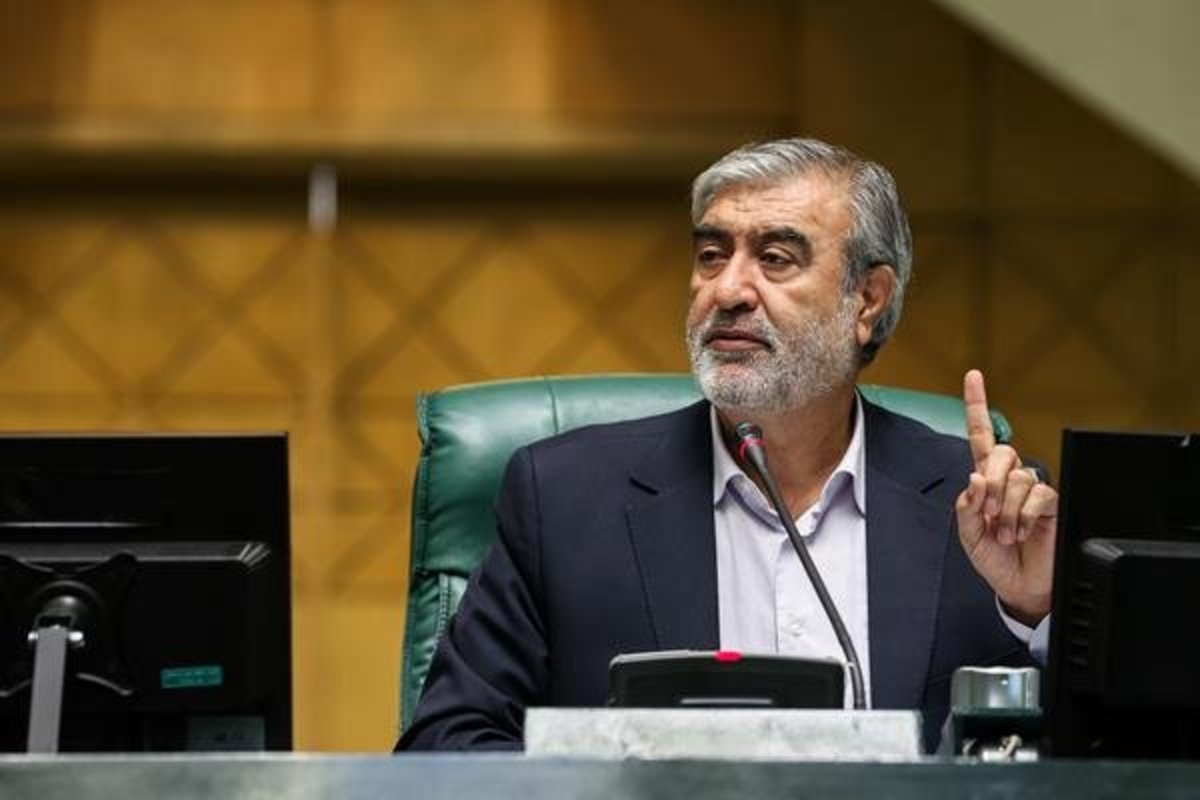 بخش خصوصی جای دولت را تنگ نمی‌کند
