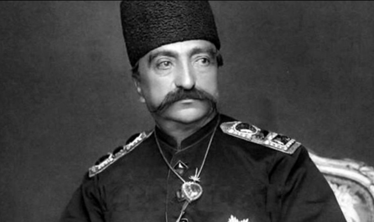 اسباب بازی از جنس ۳۴ کیلو طلا و ۳۷۵۷ گرم انواع جواهر، ویژه شاه قجری