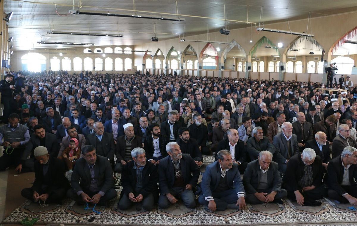 نماز ظهر عاشورا در شهر‌های کهگیلویه و بویراحمد اقامه شد