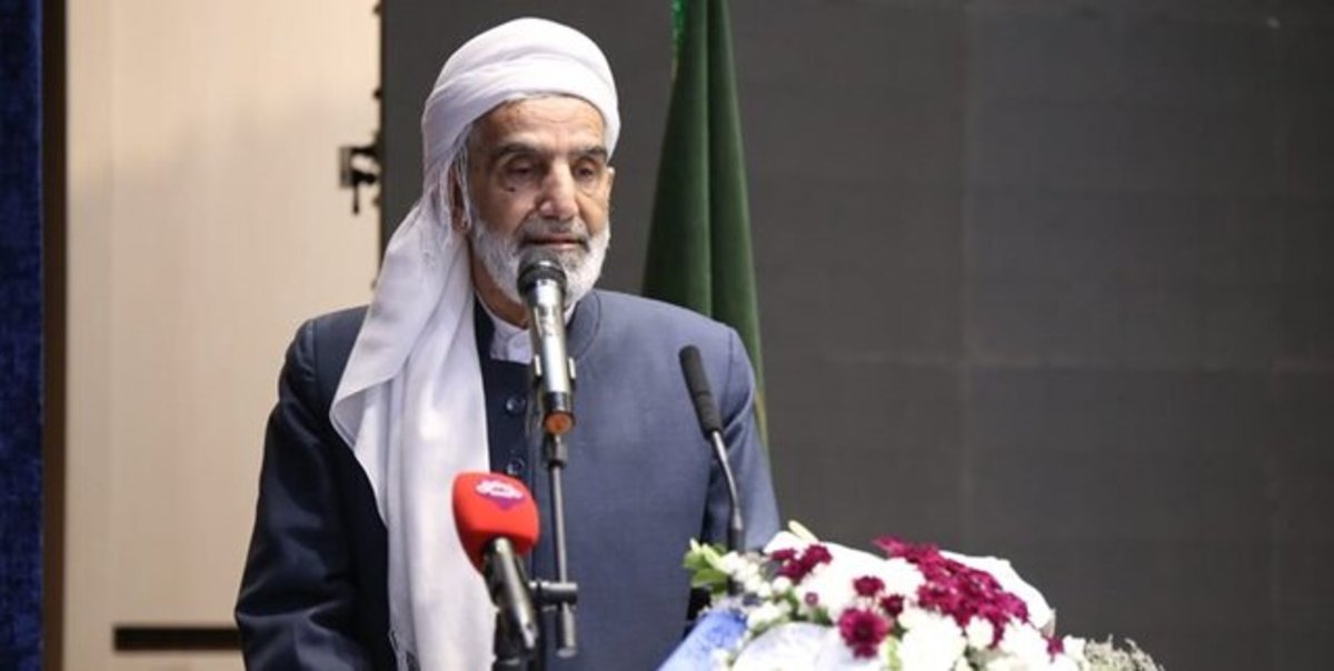عاشورا مکتبی جهانی و فراموش نشدنی است