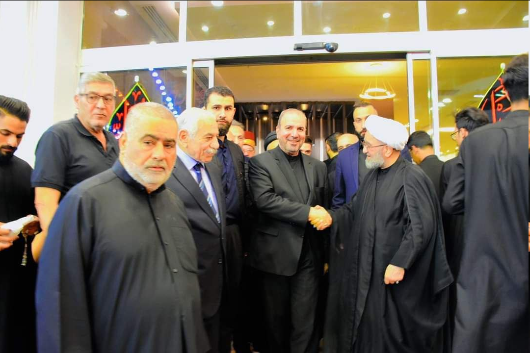 حضور سفیر ایران در مراسم عزاداری عاشورای حسینی در نجف اشرف حضور سفیر ایران در مراسم عزاداری عاشورای حسینی در نجف اشرف