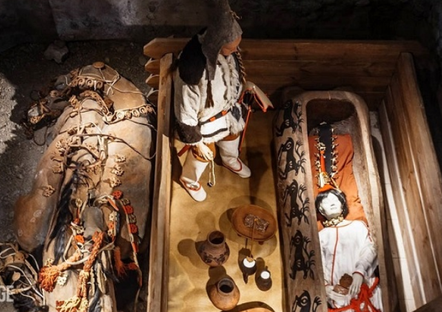 تتو‌های ۲۴۰۰ ساله عجیب و مرموز «شاهدختِ اوکوک» +عکس