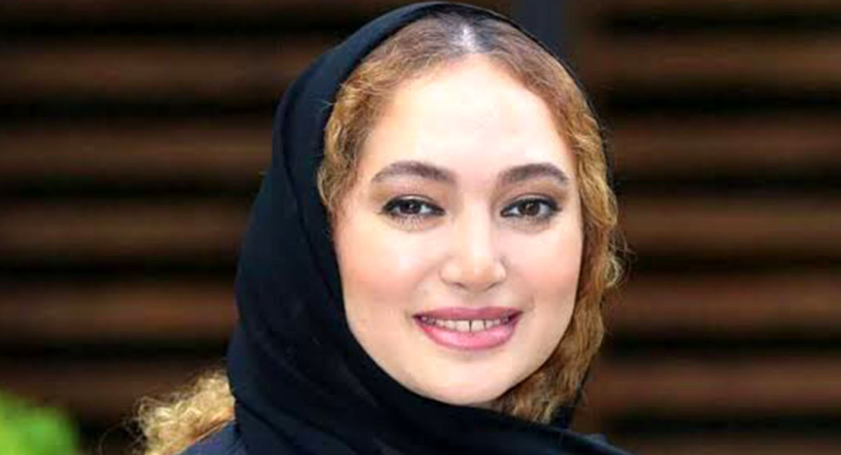 ژست های اغواکننده صبا کمالی با تم باربی
