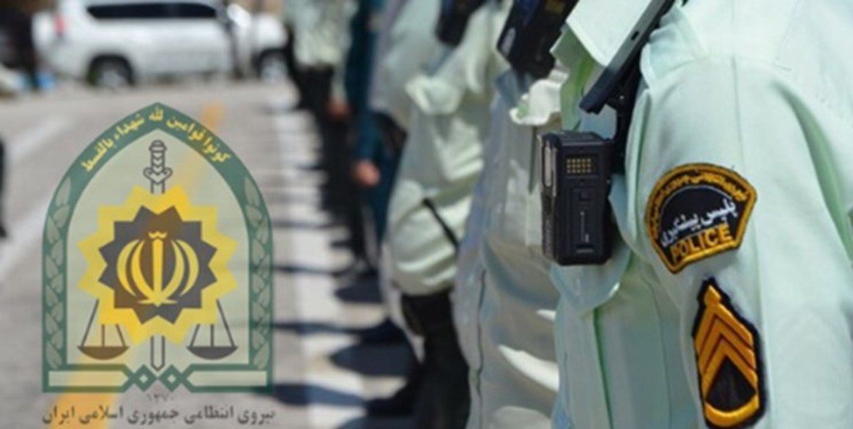 پلیس ناجی فعالان معدن گرفتار شده در کویر