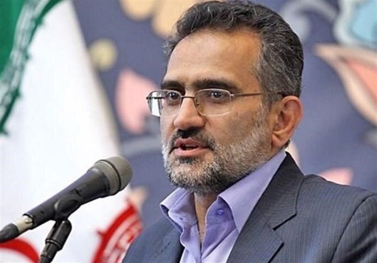 معاون پارلمانی رئیس جمهور: شرایط روز به روز به نفع مردم متحول خواهد شد