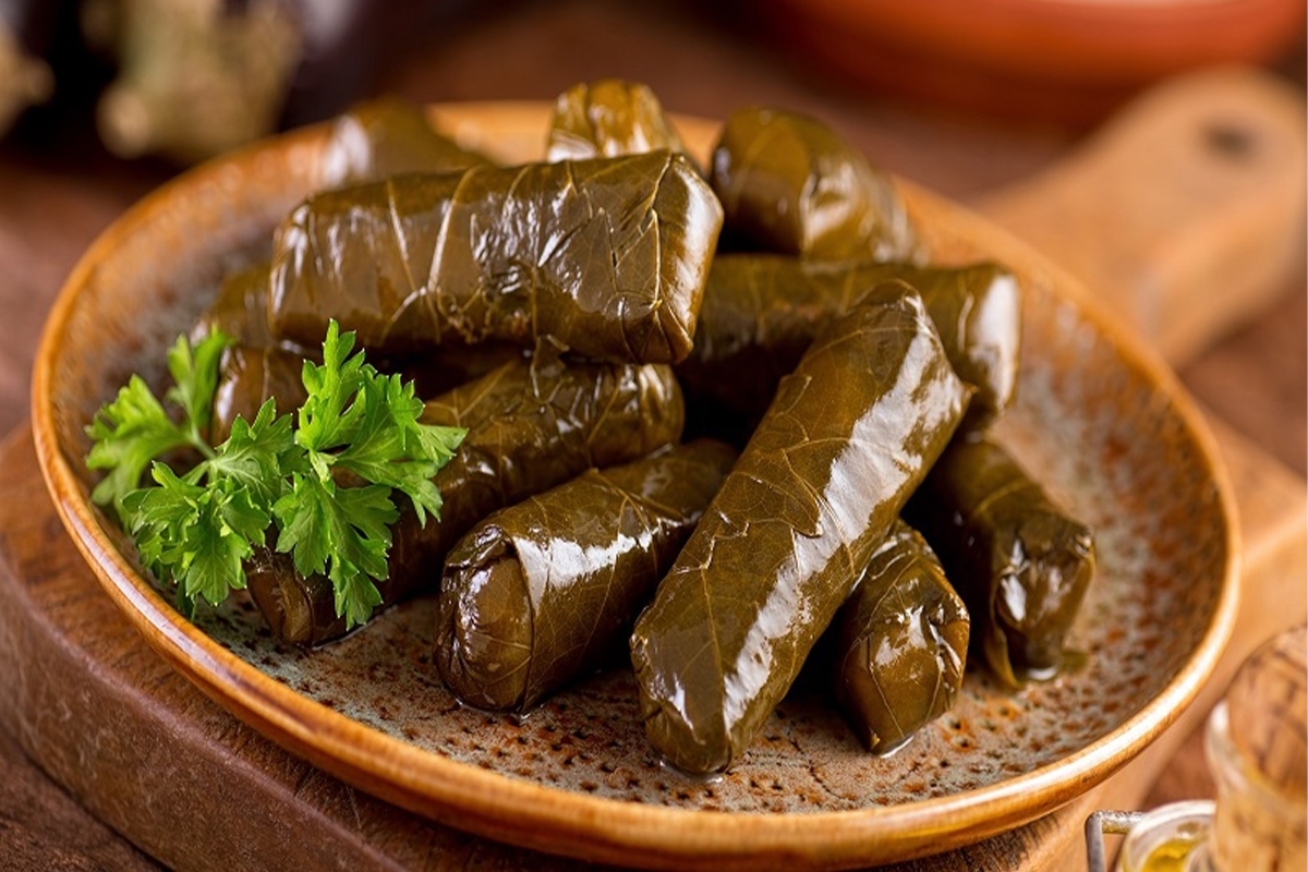 اسرار خوشمزه شدن دلمه برگ مو در این ۵ نکته نهفته