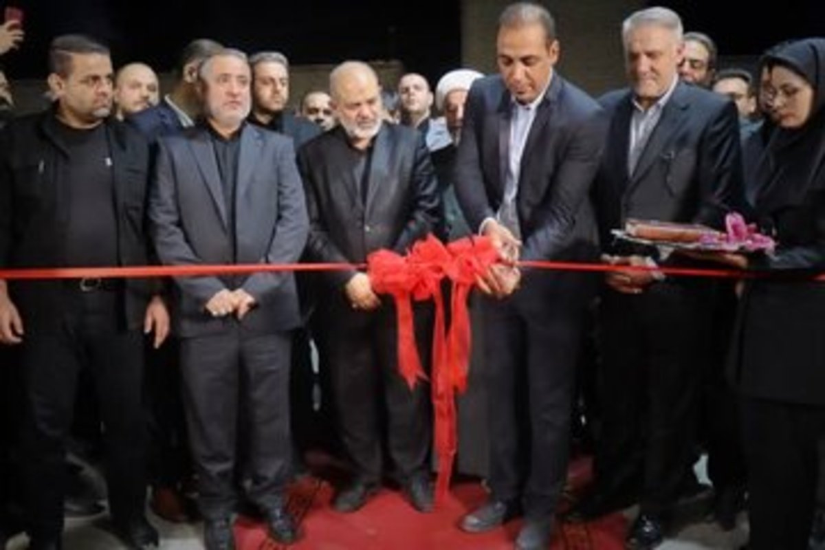 افتتاح یک واحد تولیدی صنعتی در گرمسار با حضور وزیر کشور