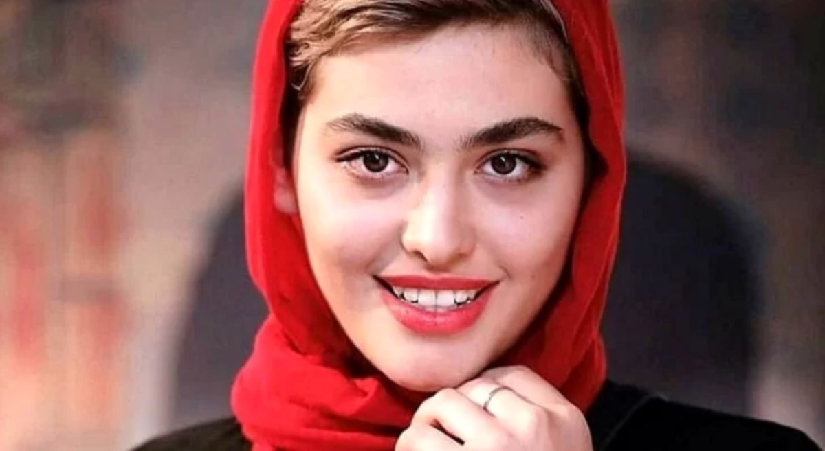 سلفی مادر و دختر پر حاشیه/الگوی ریحانه پارسا پیدا شد!