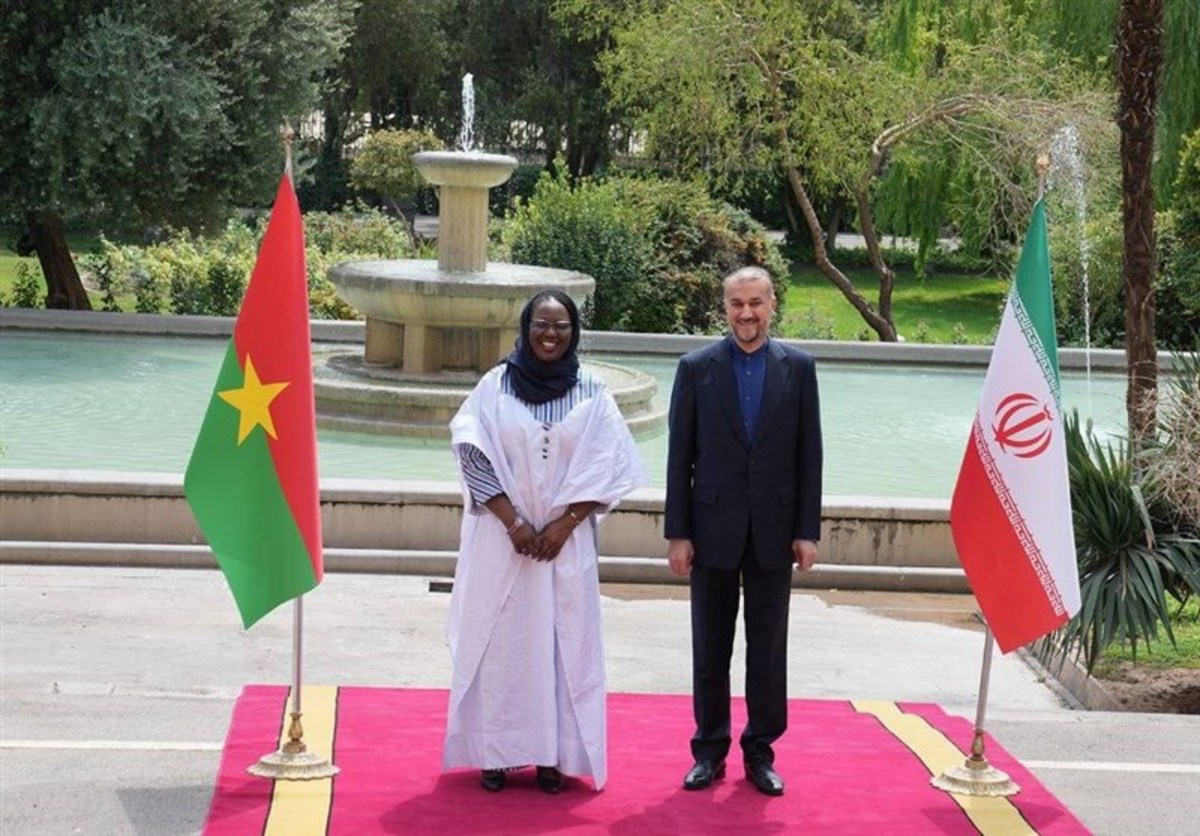 دیدار وزیر خارجه بورکینافاسو با امیرعبداللهیان
