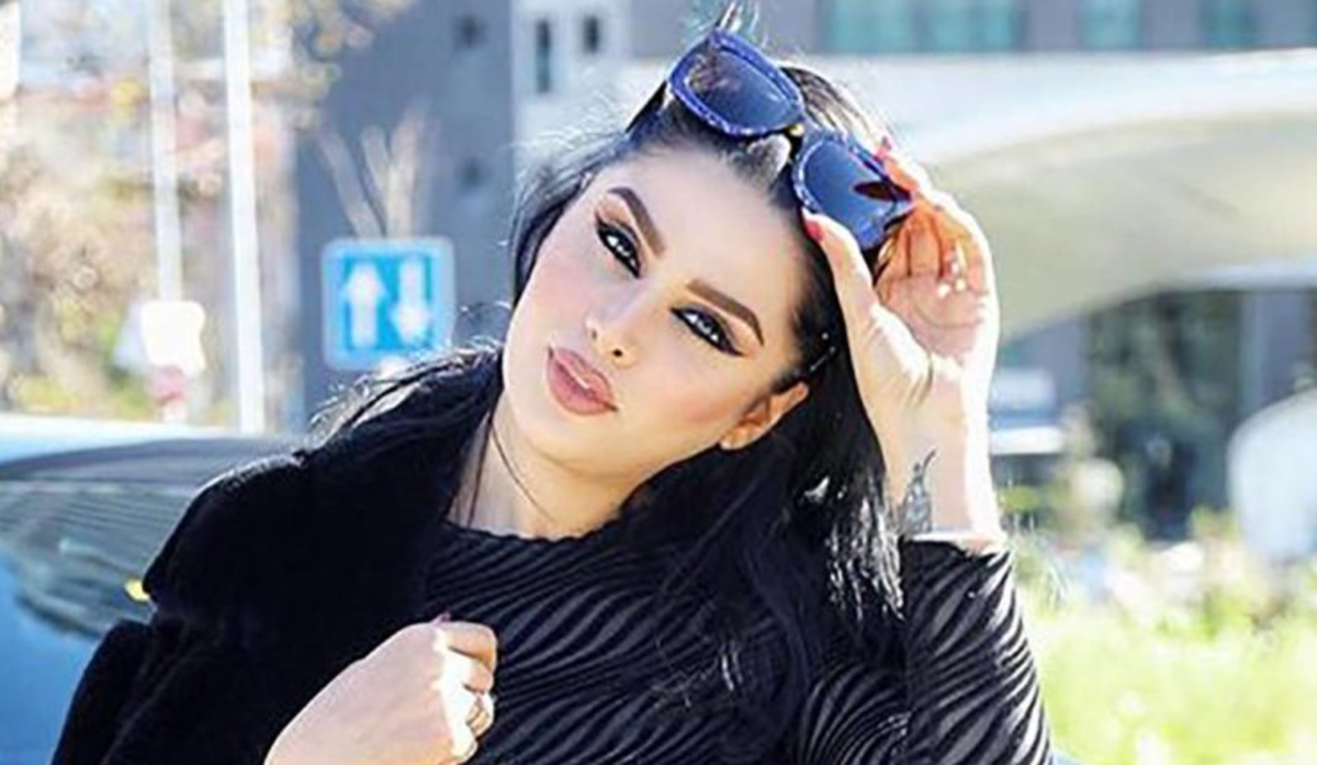 بدن نمایی‌های دنیا جهانبخت تمامی ندارد/اینبار سلفی در حمام!
