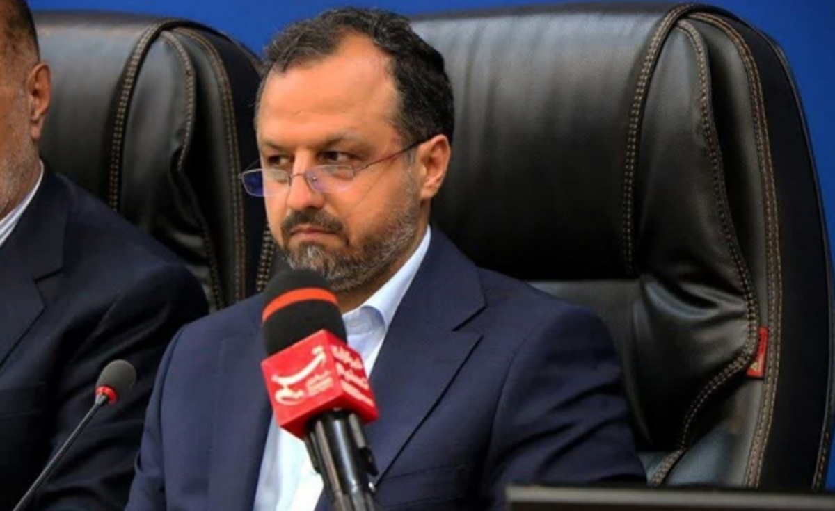 روایت تازه خاندوزی از جلسه دولت با صنایع بزرگ پیش از ابلاغ مصوبه تغییر نرخ خوراک/ اخذ تعهد از ذی نفعان اصلی برای جلوگیری از افزایش قیمت