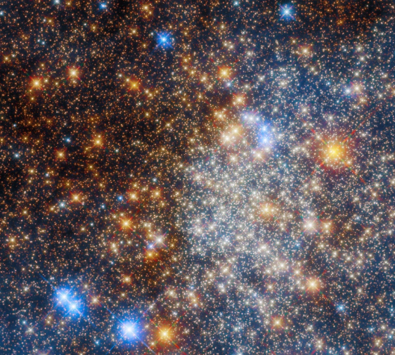 تصویر تلسکوپ هابل از یک خوشه ستاره‌ای در کهکشان راه شیری