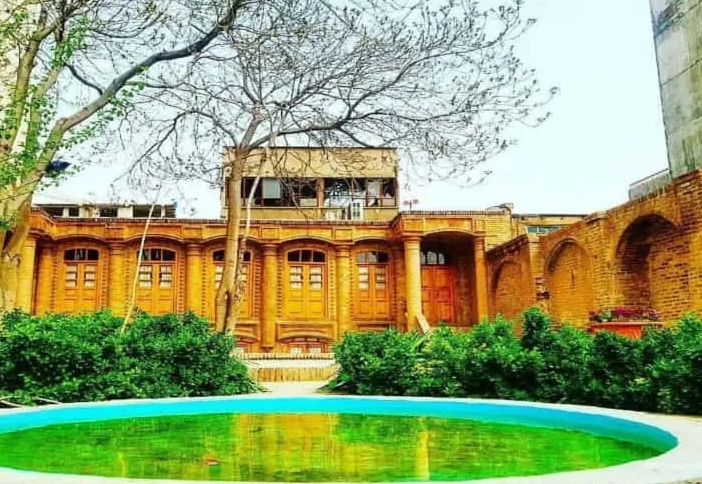 خانه اجنه؛ یکی از قابل توجه‌ترین بنا‌های تاریخی در مشهد