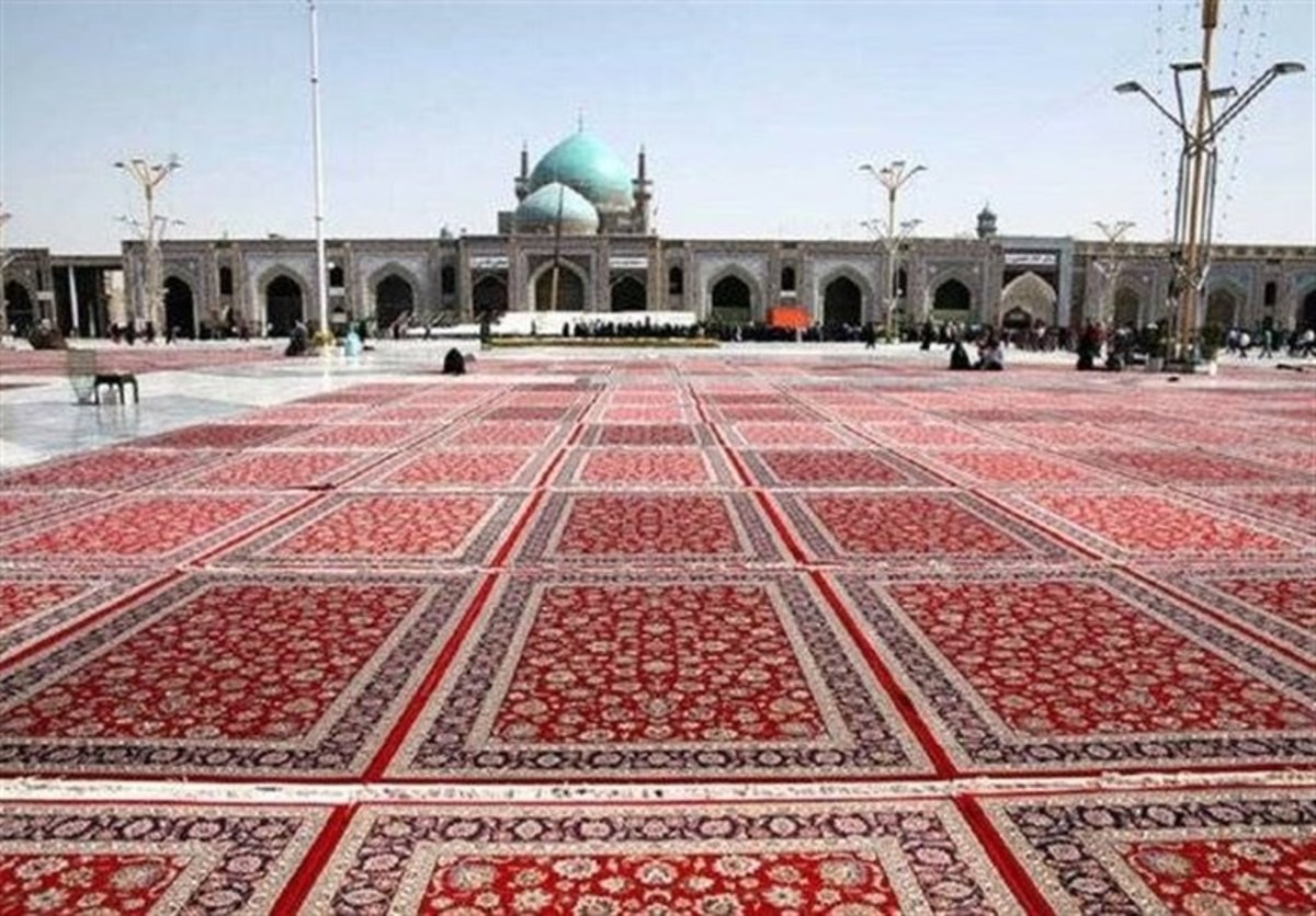 اهدای امانی ۷۰ هزار مترمربع فرش حرم رضوی به هیئت‌های مذهبی