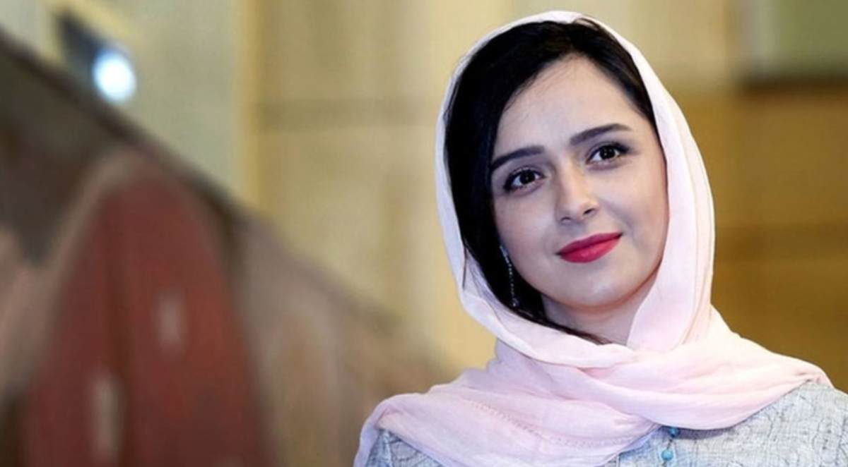 تصویر منتشر شده از ترانه علی دوستی کنار آقای بازیگر معروف زیر باران جنجالی شد