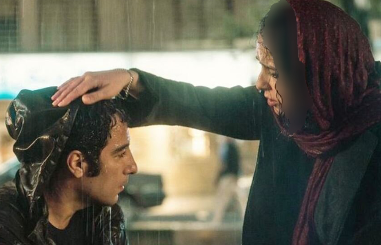 باز یک عکس منشوری از ترانه علیدوستی! / لمس مرد نامحرم زیر باران! باز یک عکس منشوری از ترانه علیدوستی! / لمس مرد نامحرم زیر باران!