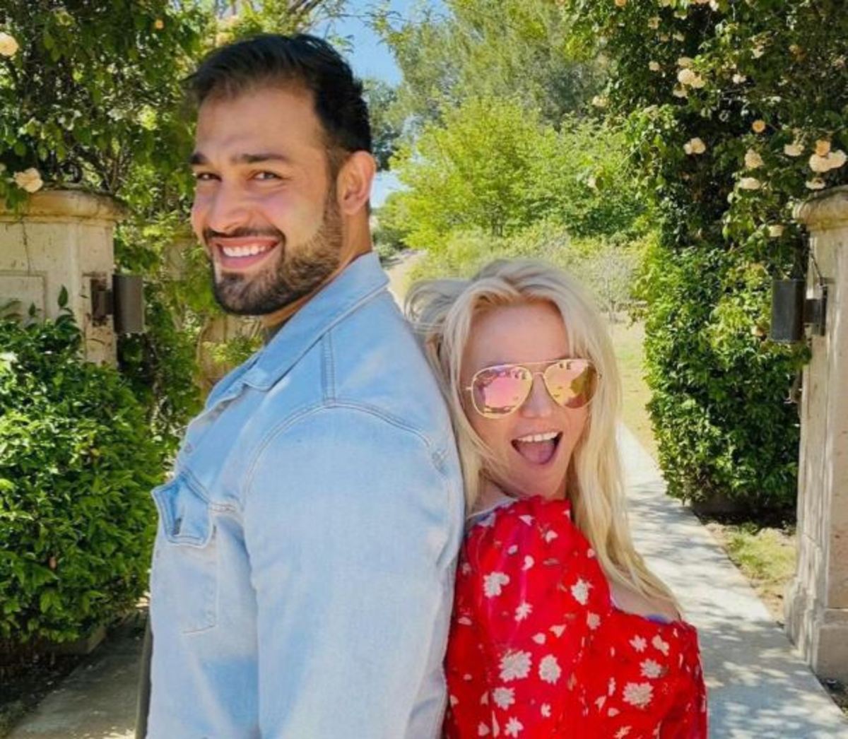 سهم سام اصغری از فروش ۱۵ میلیون دلار  خاطرات بریتنی اسپیرز