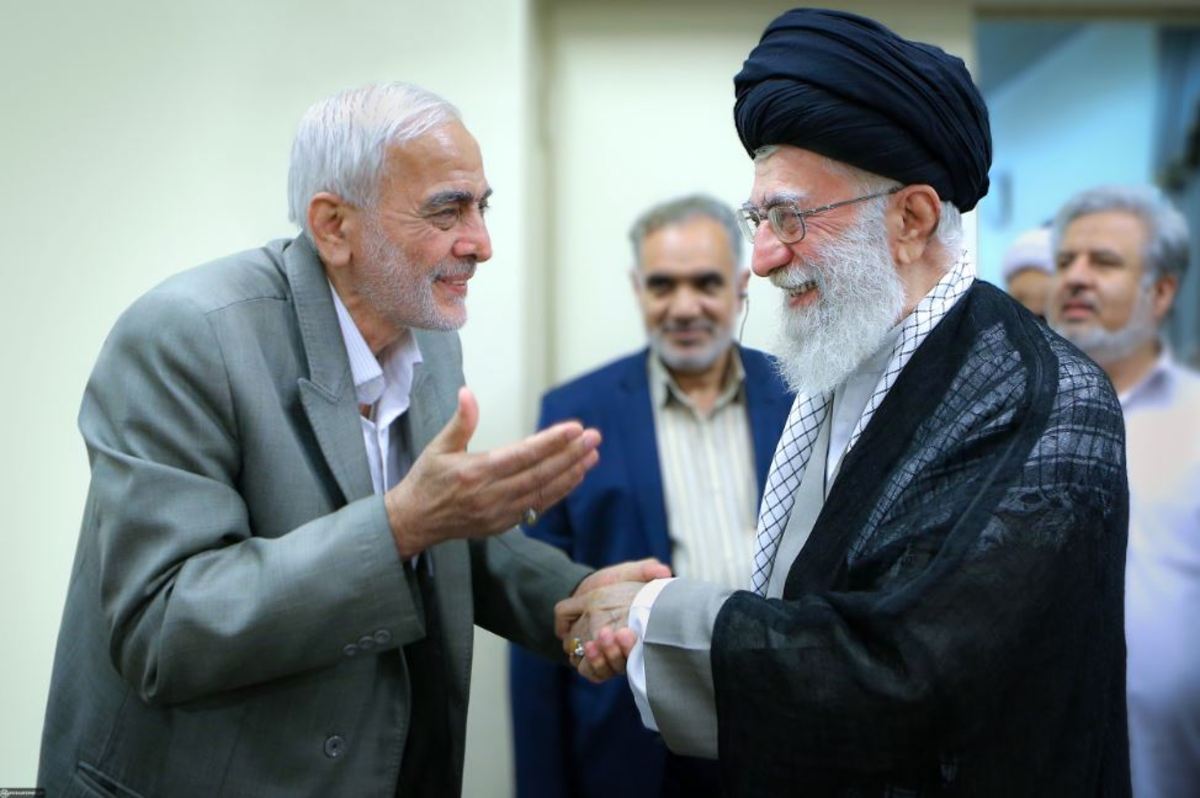 مرد قرض‌الحسنه ایران؛ گزارشی از فعالیت‌های انقلابی و اقتصادی مرحوم علی‌اصغر رخ‌صفت