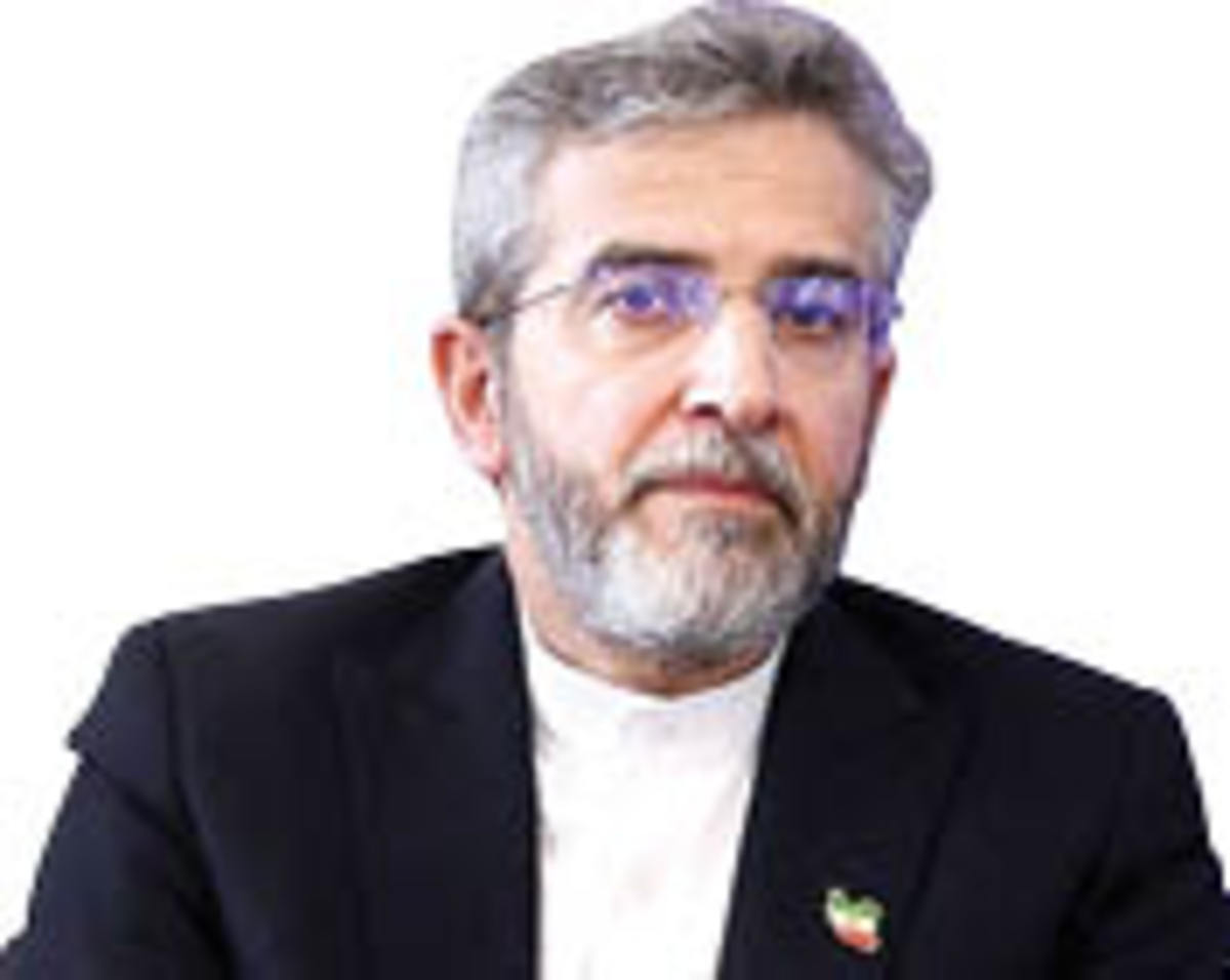 انتقادعلی باقری، معاون سیاسی وزارت خارجه از مخالفان مذاکره