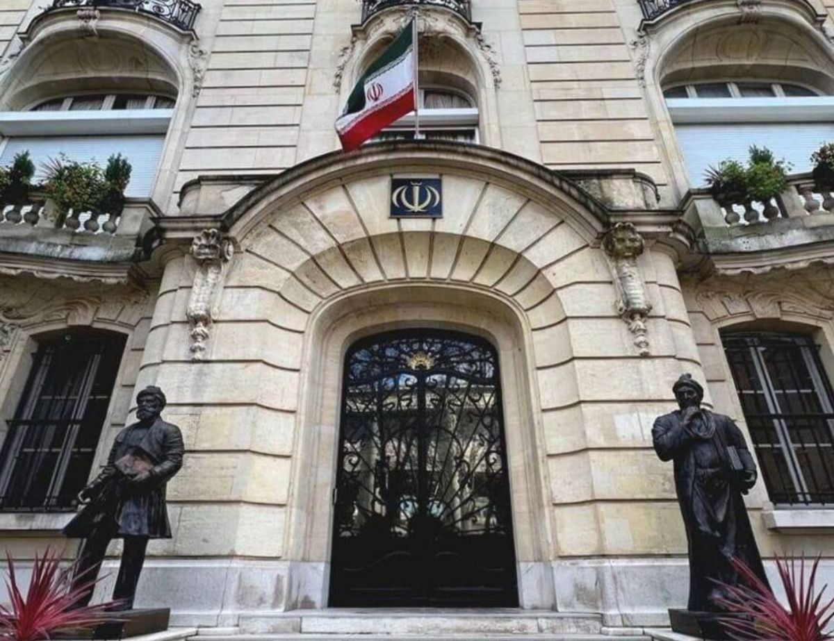 دستگیری یک مظنون در ارتباط با آتش‌سوزی در کنسولگری ایران در پاریس