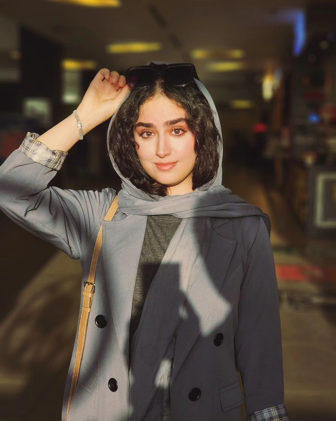 عکس/بازیگر جوان ایرانی با استایل تک رنگ و جذاب