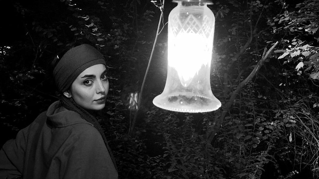 عکس سیاه و سفید بازیگ زیبا و جوان ایرانی
