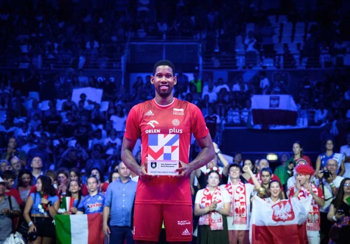 لئون MVP والیبال قهرمانی اروپا شد
